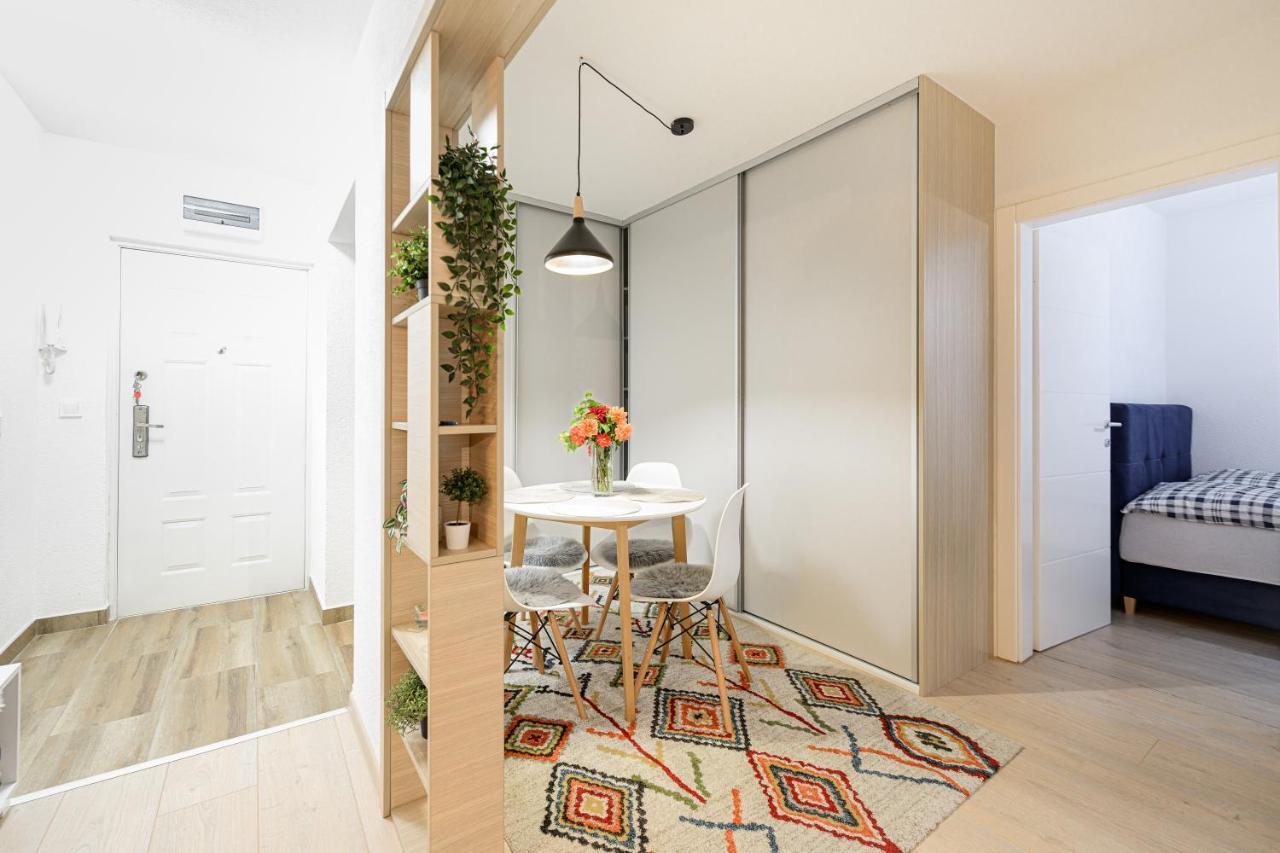 Two bedrooms Apartment - Alipašino SJJ Buitenkant foto